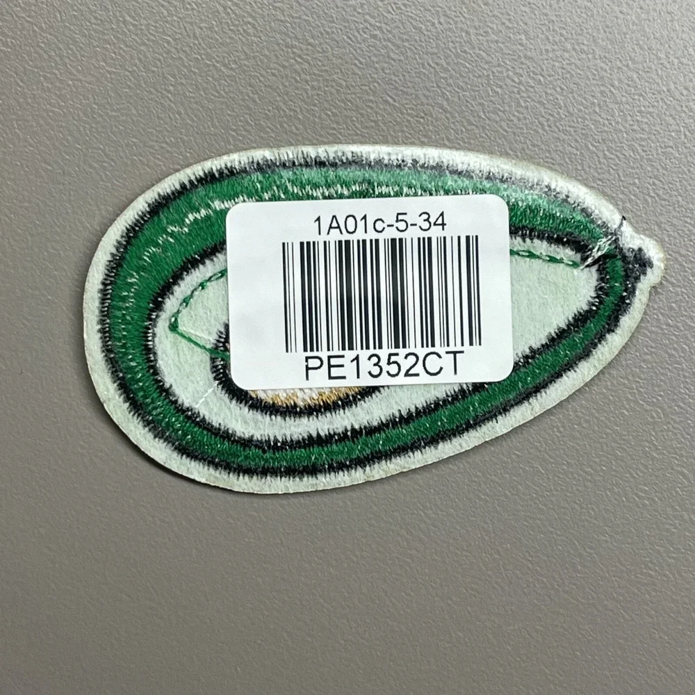 AVOCADO PATCH Sew Iron On EMBROIDERED AVOCADO APPLIQUE PATCH 2.5